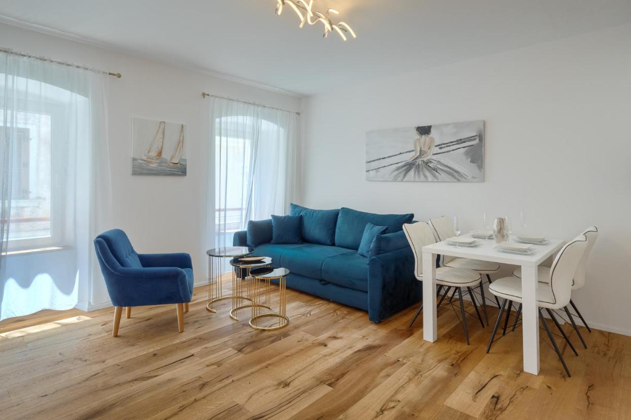 Deluxe Apartment Antonija โปเรช ภายนอก รูปภาพ