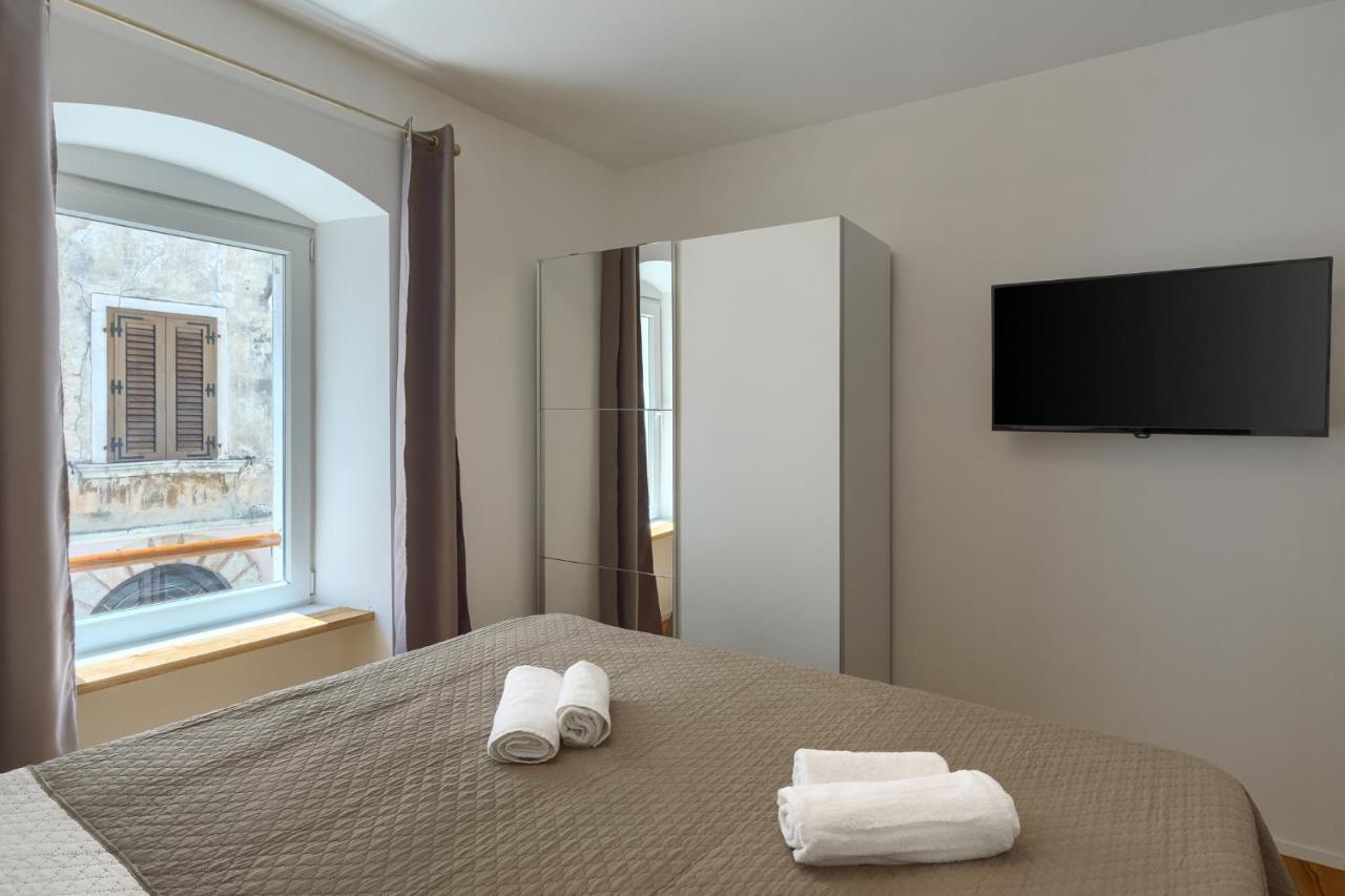Deluxe Apartment Antonija โปเรช ภายนอก รูปภาพ